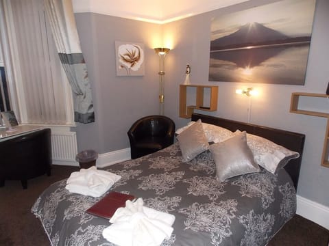 Double Room, Ensuite | WiFi