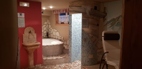 Indoor spa tub