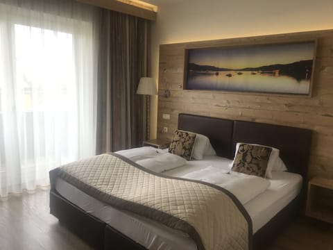 Superior Double Room | In-room safe, individually furnished, desk, rollaway beds