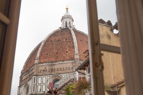 Deluxe Apartment Brunelleschi's Cupola view for 2 people | View from room