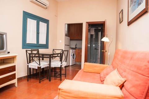 Superior Room, 2 Bedrooms, Kitchenette, Ground Floor (for 5 people) | Living room