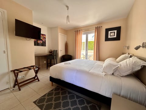 Comfort Double Room | Premium bedding, Select Comfort beds, soundproofing, iron/ironing board