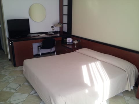 Single Room | Minibar, desk, soundproofing, free WiFi