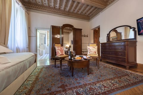 Deluxe Double Room (Sofa bed) | Minibar, in-room safe, desk, soundproofing