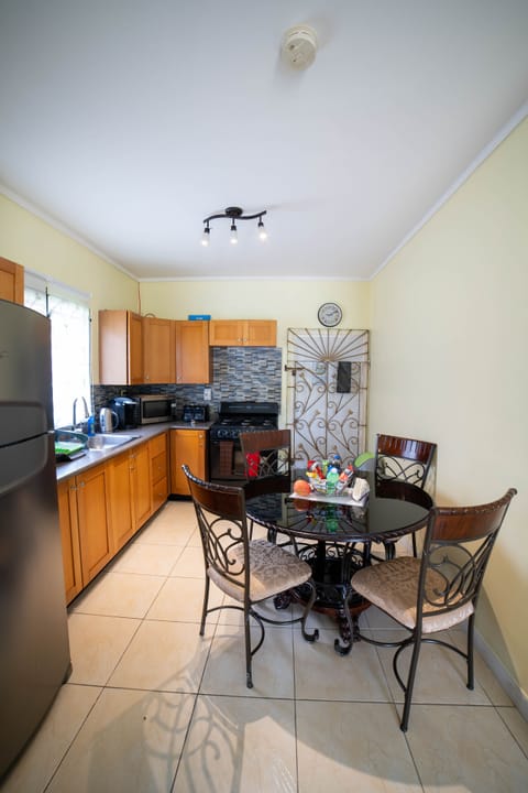 Elite Room, 2 Bedrooms, Garden View, Garden Area | Private kitchen | Fridge, microwave, oven, stovetop