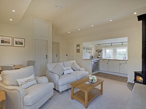 Cottage | Living room | TV