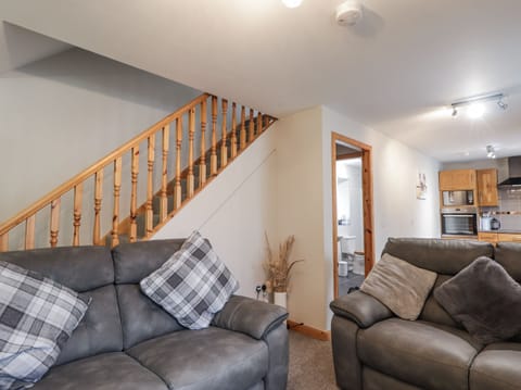 Cottage | Living area | TV, DVD player