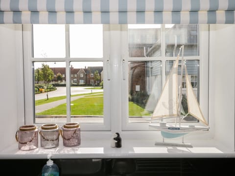 Cottage | 3 bedrooms, individually decorated, individually furnished, free WiFi