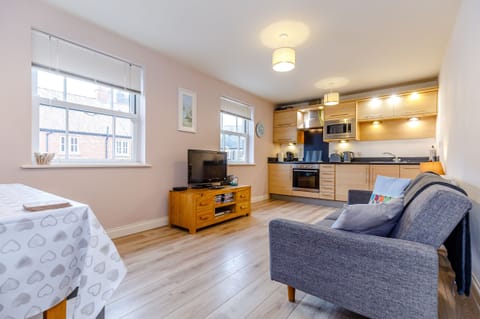 Cottage | Living room | TV