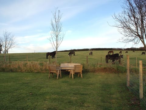Cottage | Outdoor dining