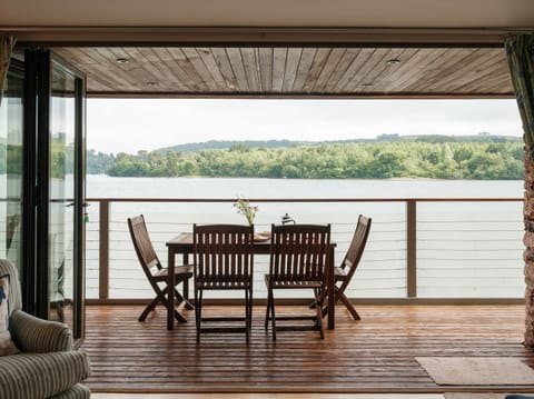 Cottage | Outdoor dining