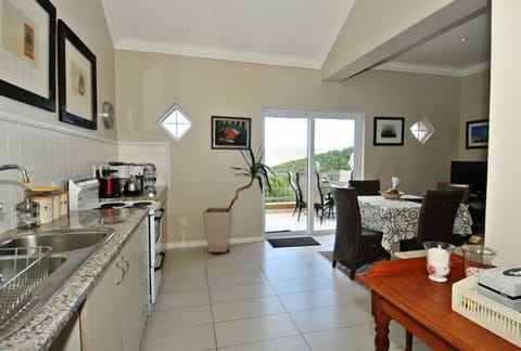 Honeymoon Suite (The Light House (5)) | Private kitchen | Full-size fridge, microwave, oven, stovetop