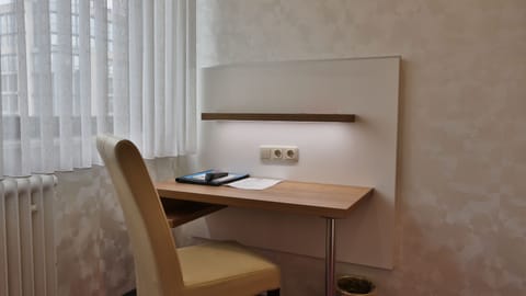 Minibar, desk, rollaway beds, free WiFi