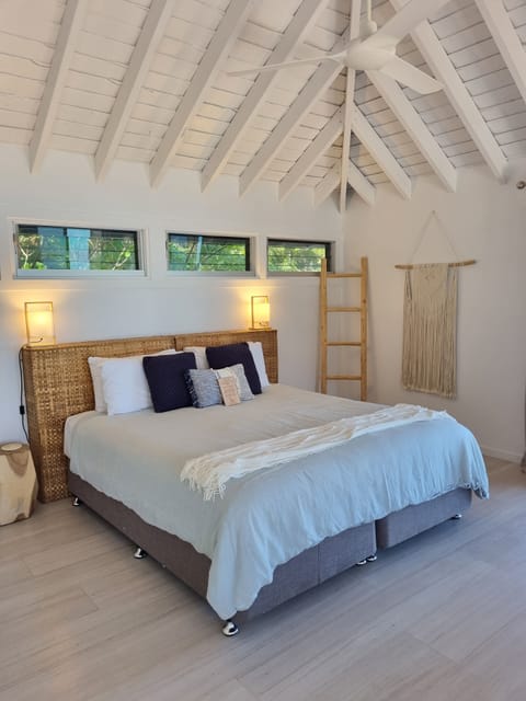 Oceanfront Villa with Private Plunge Pool | 1 bedroom, premium bedding, free minibar, free WiFi