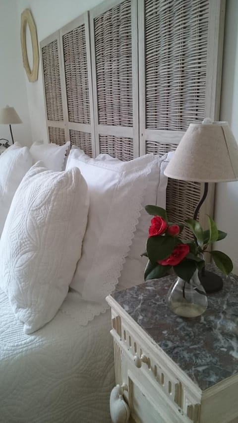 Desk, soundproofing, iron/ironing board, free cribs/infant beds