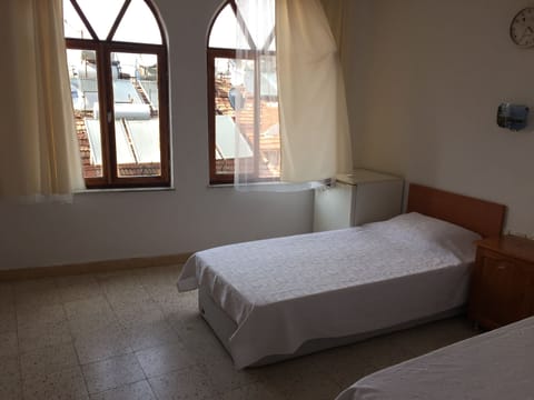 Standard Triple Room, 3 Twin Beds, Private Bathroom | Premium bedding, free WiFi, bed sheets