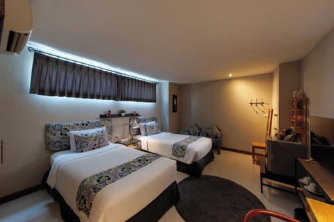 Deluxe Twin Room | Egyptian cotton sheets, premium bedding, memory foam beds, free minibar