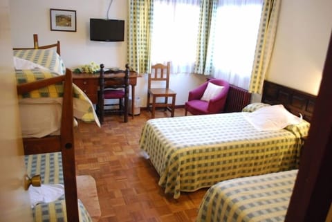 Family Quadruple Room (2 adults + 2 kids) | Free WiFi