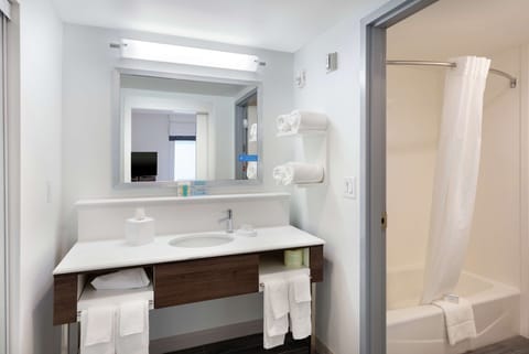 Suite, 2 Queen Beds, Accessible, Refrigerator & Microwave | Bathroom | Free toiletries, hair dryer, towels