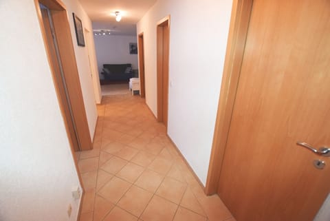 Apartment, 2 Bedrooms (85-00) | 2 bedrooms, desk, free WiFi, bed sheets