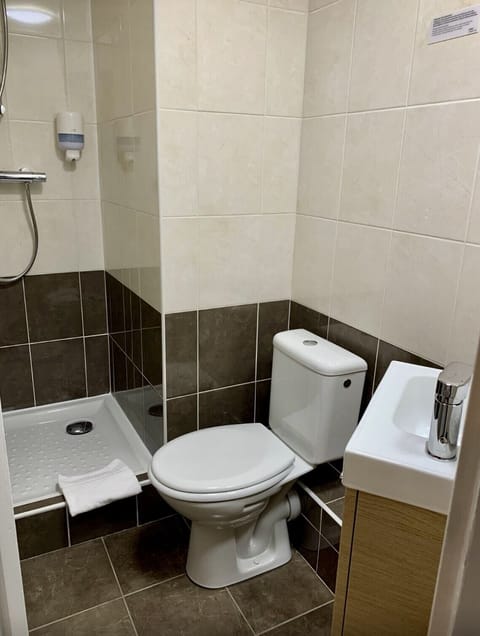 Single Room | Individually decorated, individually furnished, desk, soundproofing