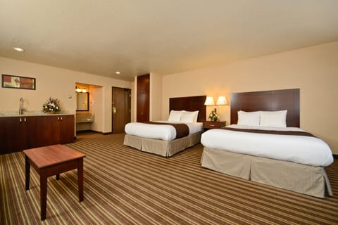 Deluxe Room, Multiple Beds (Two Queen Beds with a Sofa Bed) | In-room safe, desk, blackout drapes, iron/ironing board