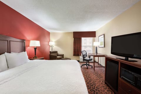 In-room safe, blackout drapes, iron/ironing board, free WiFi