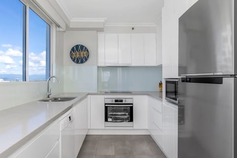 Superior Three Bedroom Ocean View | Private kitchen | Full-size fridge, microwave, oven, stovetop