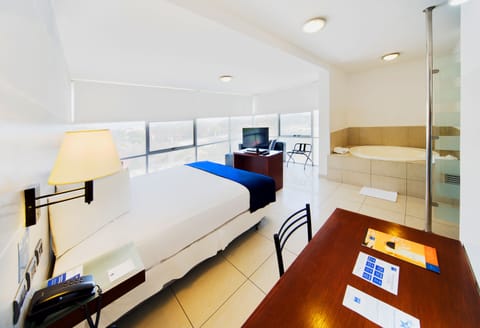 Suite | Premium bedding, minibar, in-room safe, desk