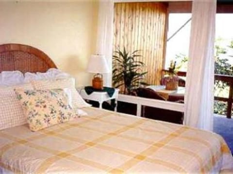 Comfort Triple Room, Ensuite, Sea View (Plumeria Suite)