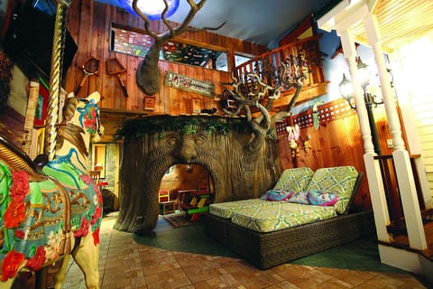 Superior Suite (Tree House) | Premium bedding, individually decorated, individually furnished