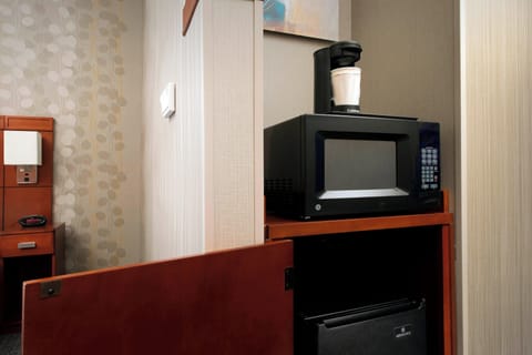 In-room safe, desk, laptop workspace, iron/ironing board