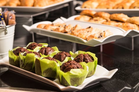 Daily buffet breakfast (EUR 15 per person)