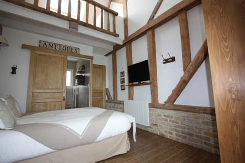 Double Room (Authentique) | Individually decorated, individually furnished, free WiFi