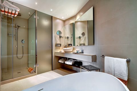 Presidential Suite, Sea View (Spa Access) | Bathroom | Shower, free toiletries, hair dryer, towels