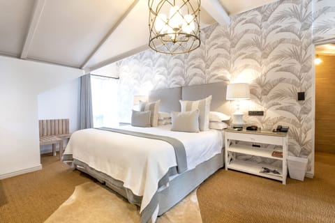 Loft Room | Premium bedding, in-room safe, individually decorated