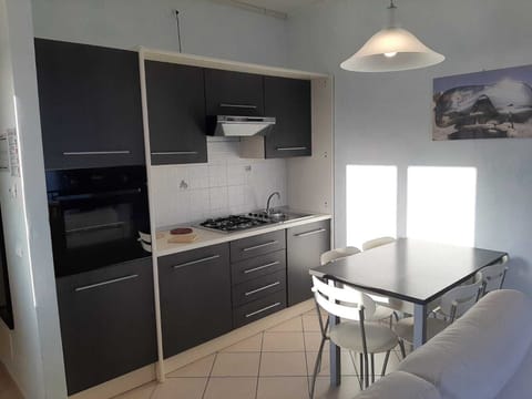 Superior Apartment, 1 Bedroom, Balcony, Sea View | Private kitchenette | Fridge, oven, stovetop, coffee/tea maker