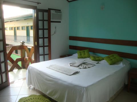 Minibar, soundproofing, free WiFi, bed sheets