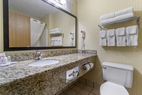 Room, Multiple Beds, Non Smoking | Bathroom | Combined shower/tub, free toiletries, hair dryer, towels