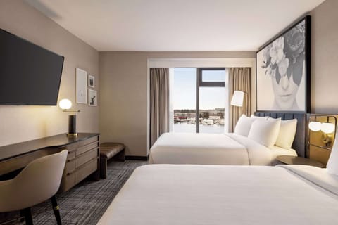 Room, 2 Queen Beds, Non Smoking, Marina View | 1 bedroom, in-room safe, desk, blackout drapes