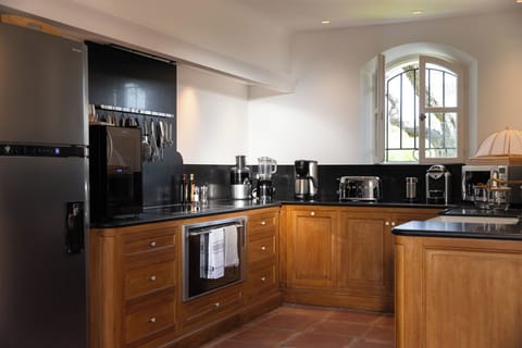 Free minibar items, in-room safe, blackout drapes, iron/ironing board