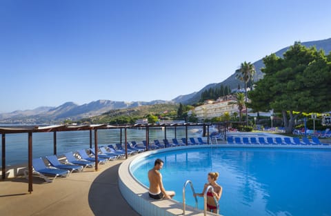 Outdoor pool, pool umbrellas