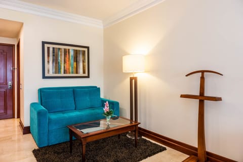 Standard Twin Room, 2 Double Beds | Living room | LCD TV