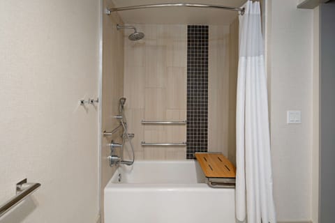 Suite, 2 Double Beds, Accessible, Bathtub | Bathroom | Combined shower/tub, designer toiletries, hair dryer, towels