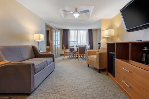 In-room safe, desk, iron/ironing board, rollaway beds