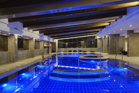 Indoor pool, seasonal outdoor pool, sun loungers