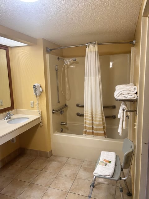 Room, 2 Queen Beds, Accessible, Non Smoking | Bathroom | Combined shower/tub, free toiletries, hair dryer, towels