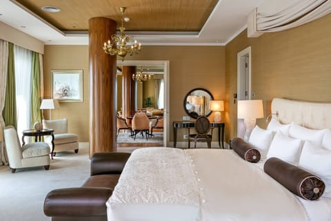 Presidential Suite, 1 King Bed | Hypo-allergenic bedding, down comforters, minibar, in-room safe