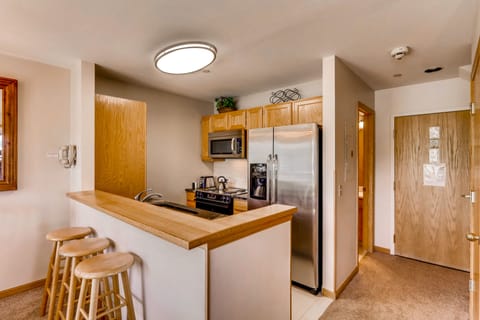 Condo, 2 Bedrooms | Private kitchen | Full-size fridge, microwave, stovetop, dishwasher