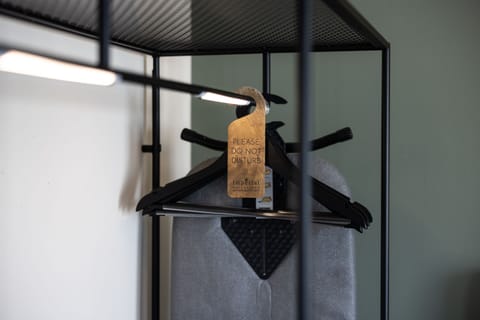 Hypo-allergenic bedding, down comforters, in-room safe, desk